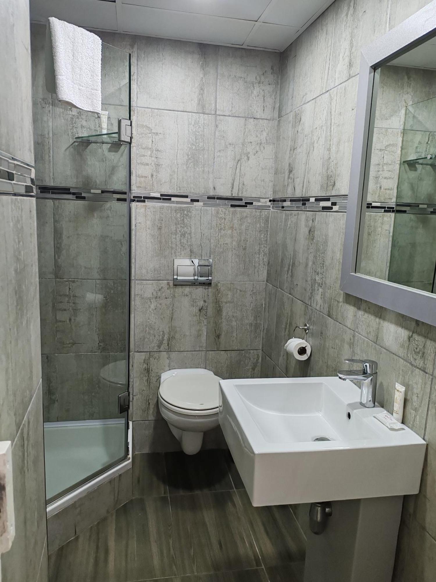Regal Inn Umhlanga Gateway Durban Eksteriør billede
