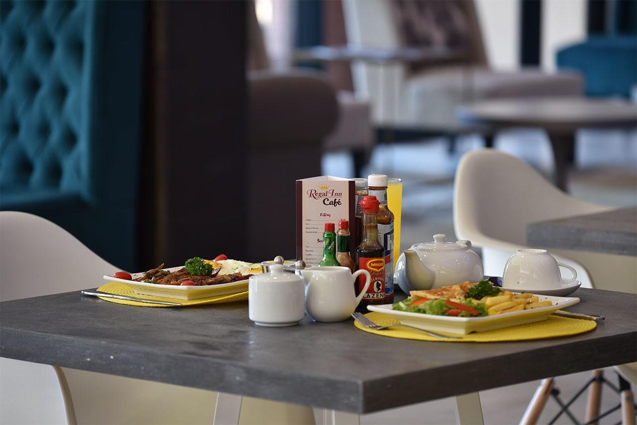 Regal Inn Umhlanga Gateway Durban Eksteriør billede