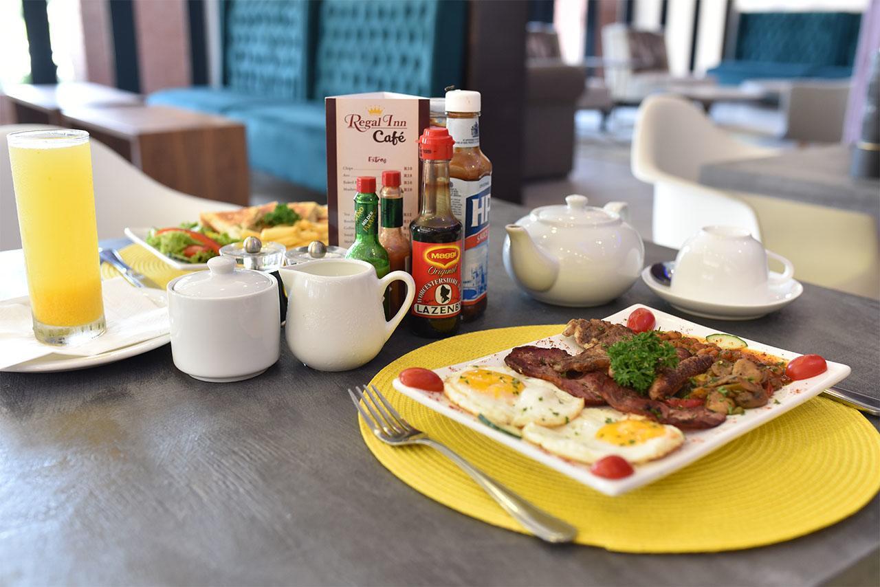 Regal Inn Umhlanga Gateway Durban Eksteriør billede