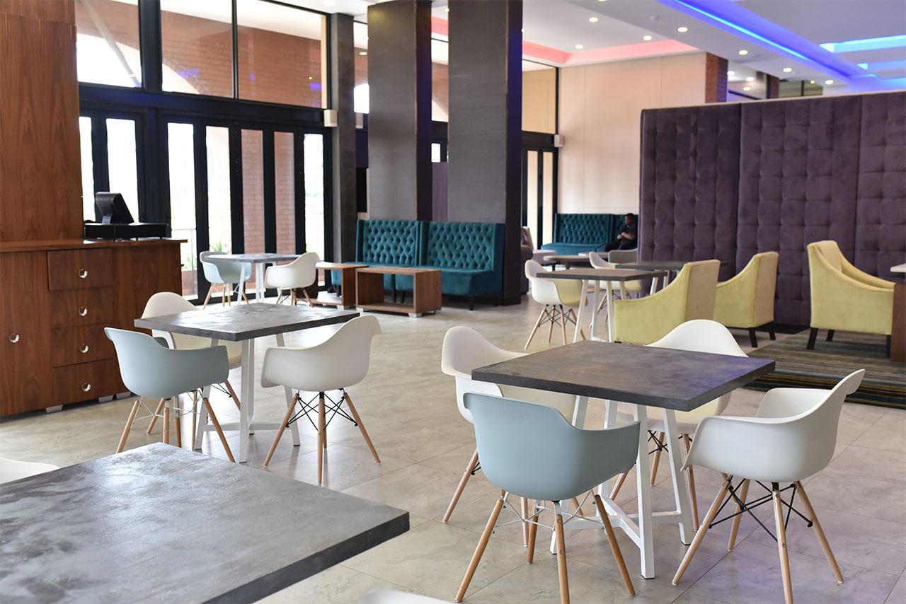 Regal Inn Umhlanga Gateway Durban Eksteriør billede
